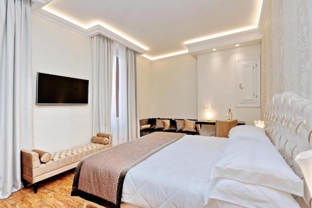 Bq House Colosseum Luxury Rooms Рим Экстерьер фото