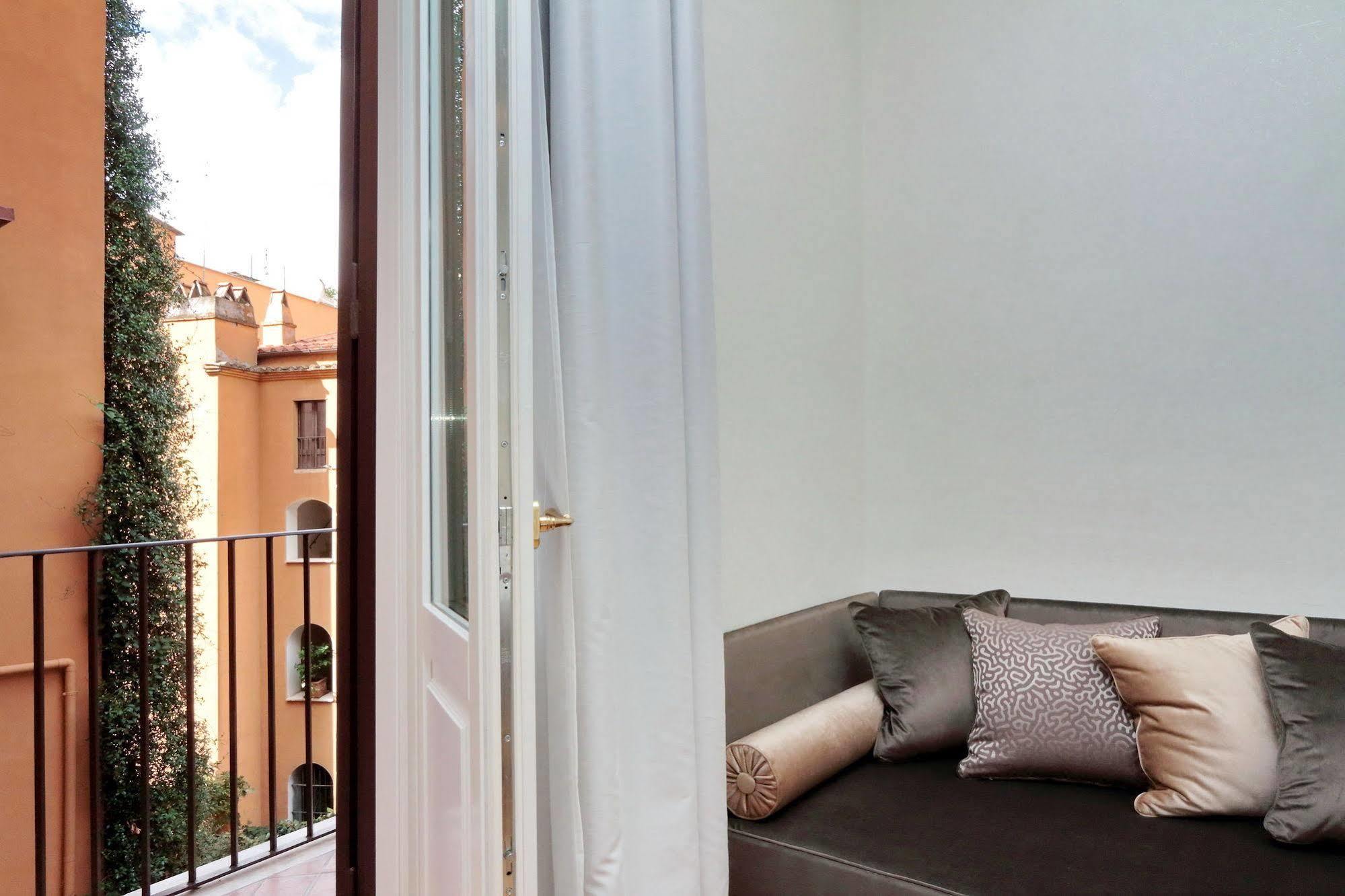 Bq House Colosseum Luxury Rooms Рим Экстерьер фото